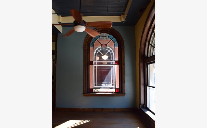 Pictures of Office, Retail property located at 112 SE 8th Ave, Topeka, KS 66603 for sales - image #1