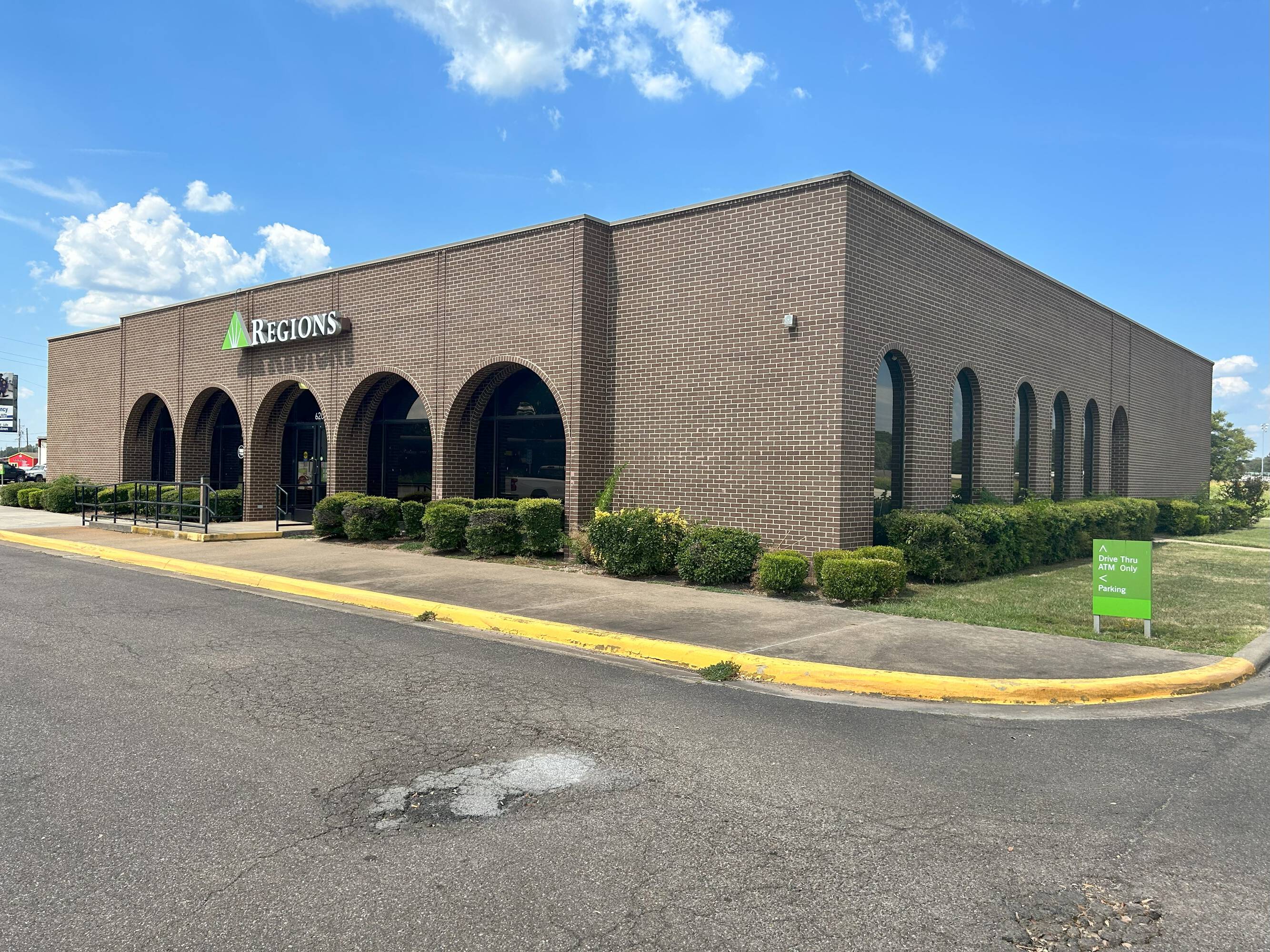 620 S Constitution Ave, Ashdown, AR 71822