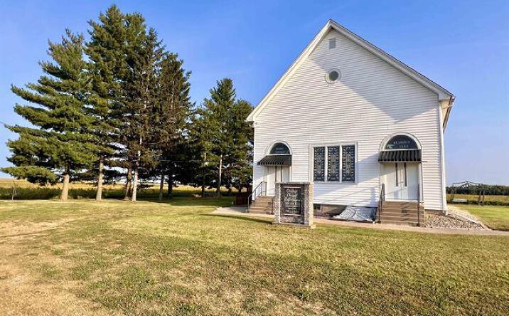 Pictures of Land property located at 947 Knox Hwy 27, Gilson, IL 61436 for sales - image #1