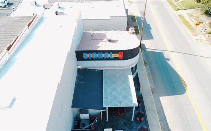 Pictures of Retail property located at 133 E Broad St, Central City, KY 42330 for sales - image #1