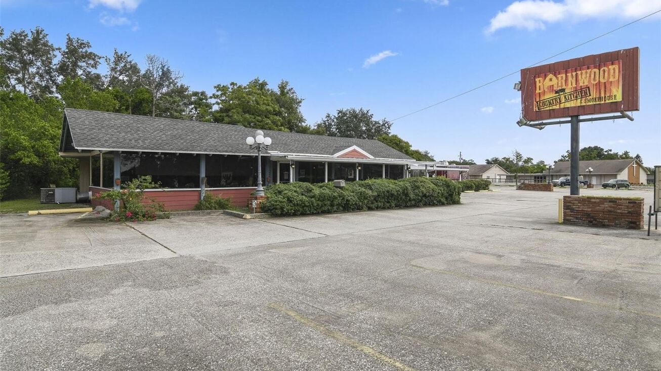 3725 W OLD US HIGHWAY 441, MOUNT DORA, FL 32757