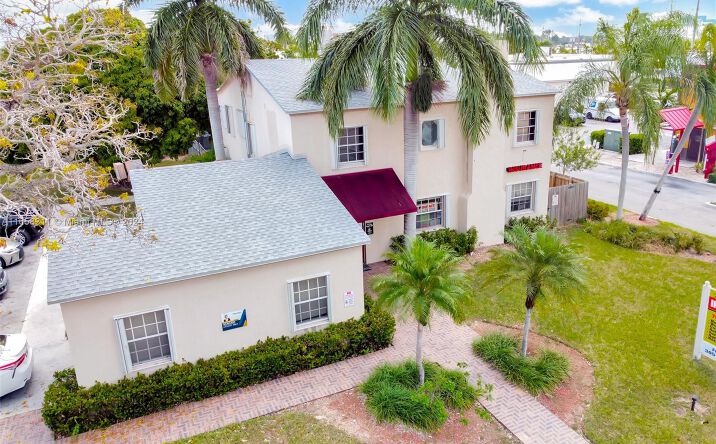 Pictures of Mixed Use, Office property located at 633 N Krome Ave, Homestead, FL 33030 for sales - image #1