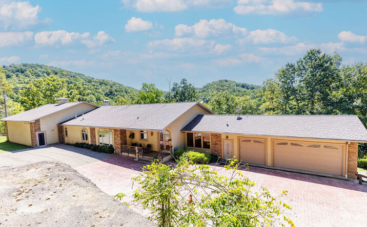 Pictures of Hospitality property located at 1996 Stone Coal Lake Road, Buchannon, WV 26201 for sales - image #1