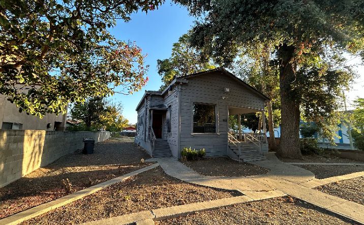 Pictures of Multifamily, Office property located at 913 Court St, Woodland, CA 95695 for sales - image #1