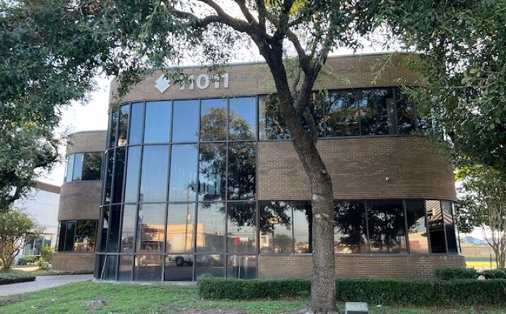 Pictures of Office property located at 11011 Jones Rd, Houston, TX 77070 for sales - image #1