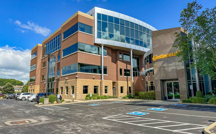 Pictures of Office property located at 703 S Cleveland Massillon Rd, Fairlawn, OH 44333 for sales - image #1