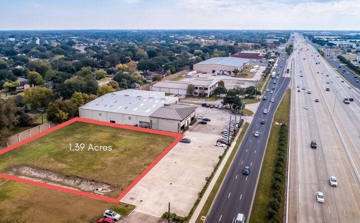 Pictures of Land property located at 11550 S Sam Houston Pkwy W, Houston, TX 77031 for sales - image #1