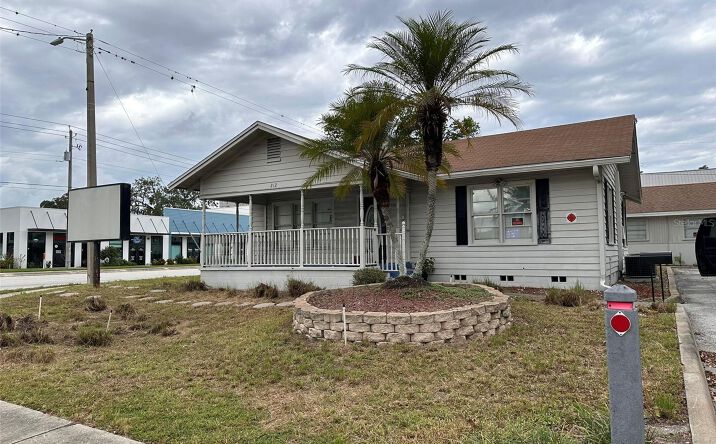Pictures of Retail, Office, Mixed Use property located at 212 1st St S, Winter Haven, FL 33880, 210 1st St S, Winter Haven, FL 33880, 121 Bates Ave SE, Winter Haven, FL 33880 for sales - image #1
