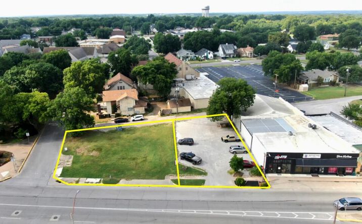Pictures of Land property located at 602 West Main Street, Ardmore, OK 73401 for sales - image #1