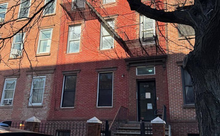 Pictures of Mixed Use property located at 183 S 2nd St, Brooklyn, NY 11211 for sales - image #1