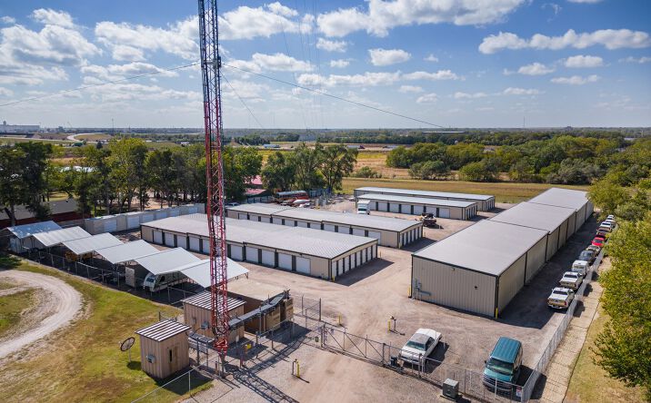 Pictures of Self Storage property located at 4709 N Hydraulic Ave, Park City, KS 67219, 4821 N Hydraulic Ave, Park City, KS 67219 for sales - image #1