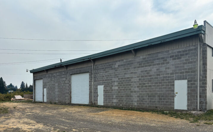 Pictures of Industrial property located at 85591 OR-99, Eugene, OR 97405 for sales - image #1