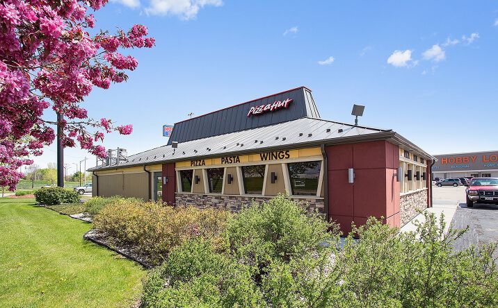 Pictures of Retail property located at 1120 S Koeller St, Oshkosh, WI 54902 for comps - image #1