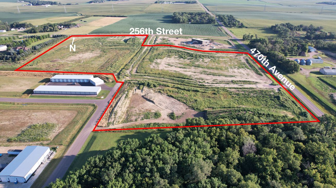 256th Street & 470th Avenue, Crooks, SD 57020