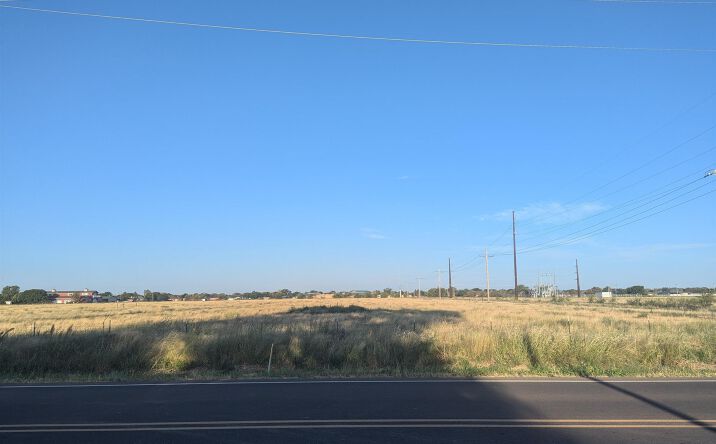 Pictures of Land property located at 1408 S Kilgore Street, Portales, NM 88130 for sales - image #1