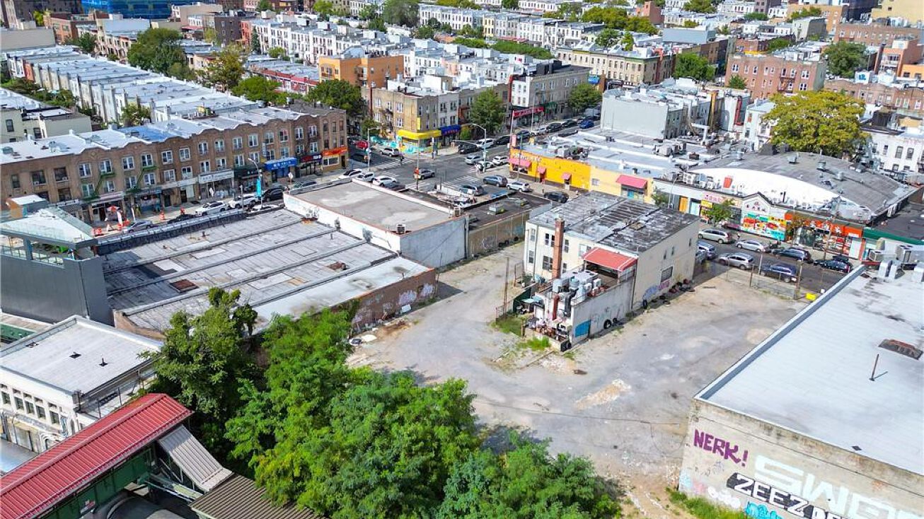 708 61st Street, Brooklyn, NY 11220