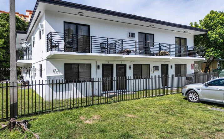 Pictures of Multifamily property located at 131 NE 77th St, Miami, FL 33138 for sales - image #1