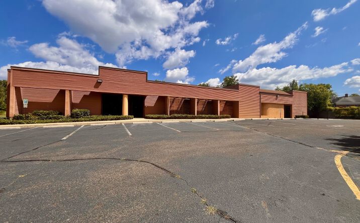 Pictures of Office property located at 231 Van Sciver Parkwy, Willingboro, NJ 08046 for sales - image #1