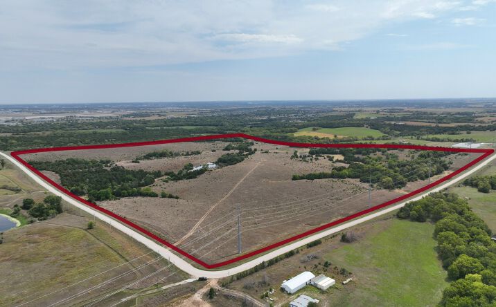 Pictures of Land property located at NW 70th Street & Superior Street, Lincoln, NE 68528 for sales - image #1