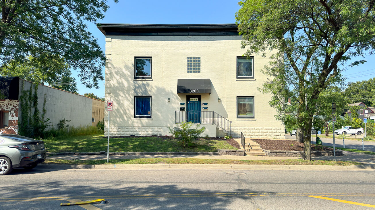 3200 Bloomington Ave, Minneapolis, MN 55407