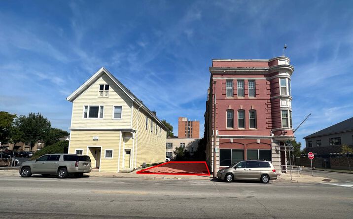 Pictures of Mixed Use, Land property located at 2104 W Wells St, Milwaukee, WI 53233 for sales - image #1