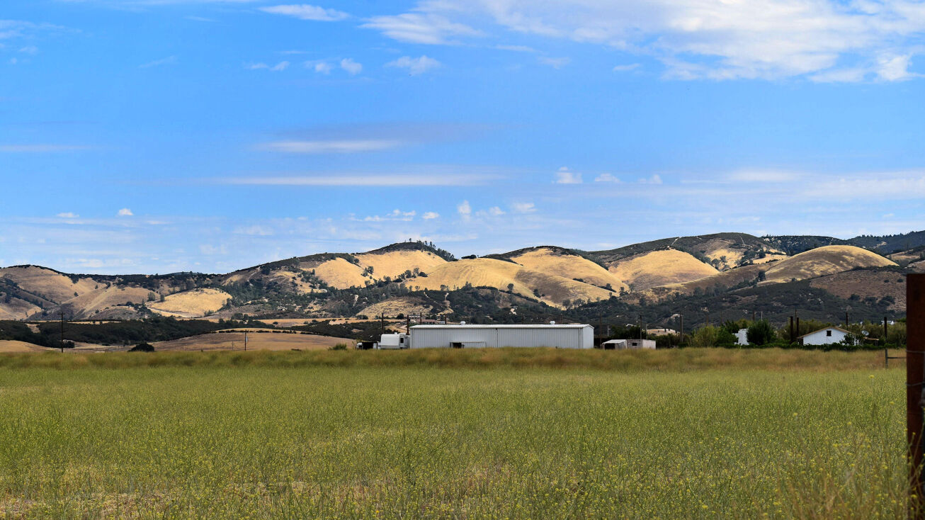 48750 Martinez Rd, Lockwood, CA 93932