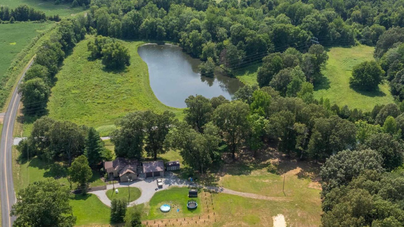 4645 Lovelaceville Rd, Paducah, KY 42001