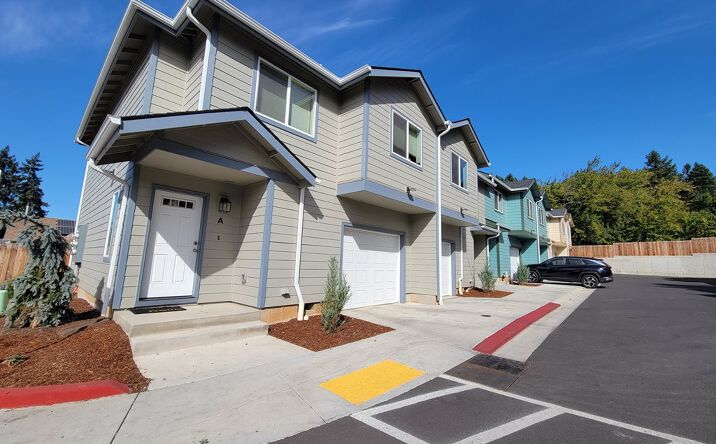 Pictures of Multifamily property located at 935-975 Arthur Ave, Cottage Grove, OR 97424 for sales - image #1