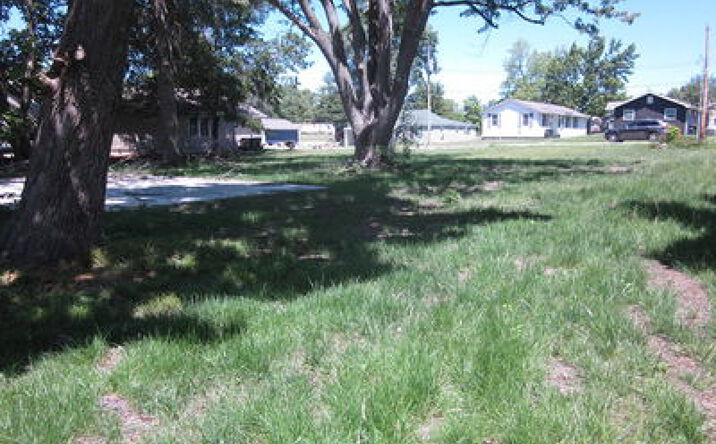 Pictures of Land property located at 807 W Friedman St, Kirksville, MO 63501 for sales - image #1