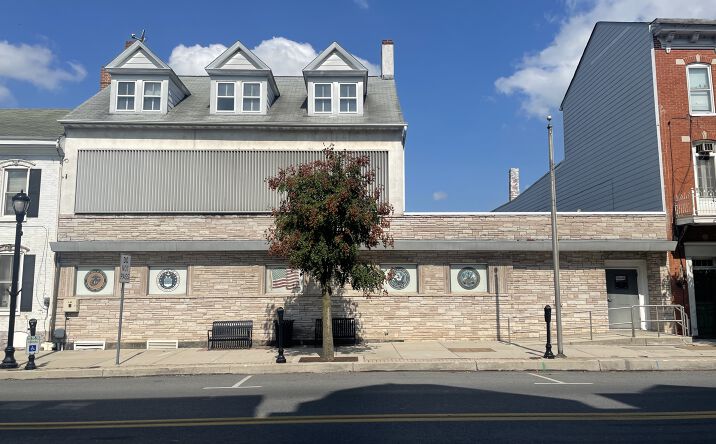 Pictures of Multifamily, Retail property located at 11 W King St, Littlestown, PA 17340 for sales - image #1