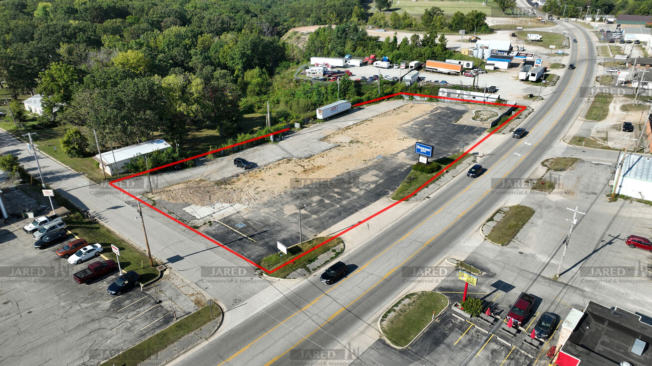 Pictures of Land property located at 1057 Old Rte 66, Saint Robert, MO 65584 for sales - image #1