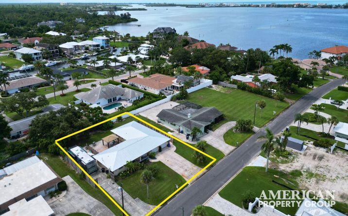 Pictures of Multifamily, Land property located at 1860 Southpointe Drive, Sarasota, FL 34231 for sales - image #1
