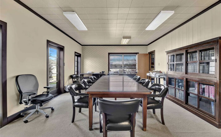 Pictures of Hospitality, Mixed Use, Office, Retail property located at 714 Main St, Liberty, TX 77575 for sales - image #1