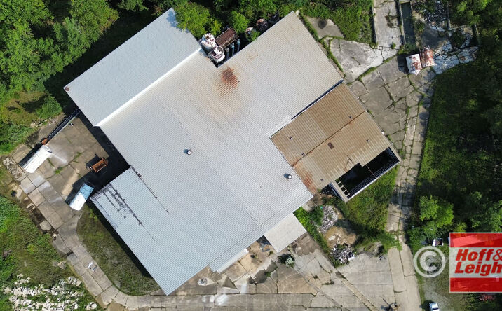 Pictures of Industrial property located at 33 Industry Dr, Bedford, OH 44146 for sales - image #1