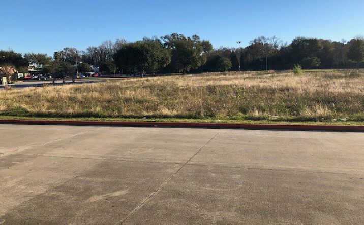 Pictures of Retail, Land property located at 14915 North Fwy, Houston, TX 77090 for sales - image #1