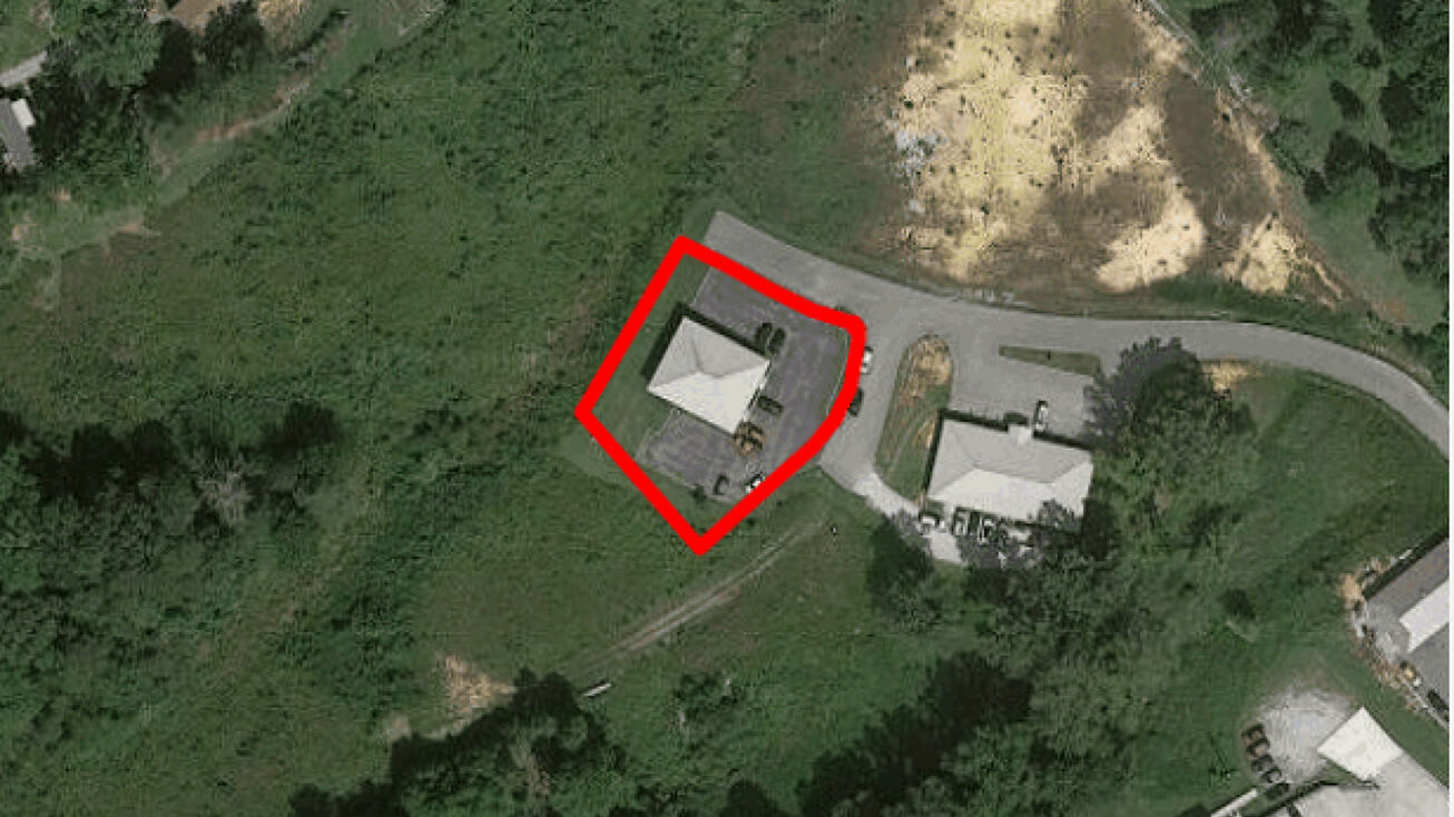 223 Andrew Dr, Oneida, TN 37841