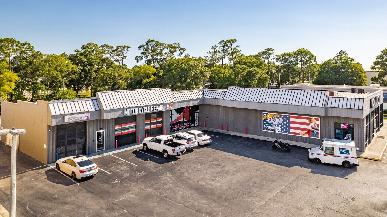 Pictures of Industrial, Retail, Special Purpose property located at 7000 Park Blvd, Pinellas Park, FL 33781 for sales - image #1
