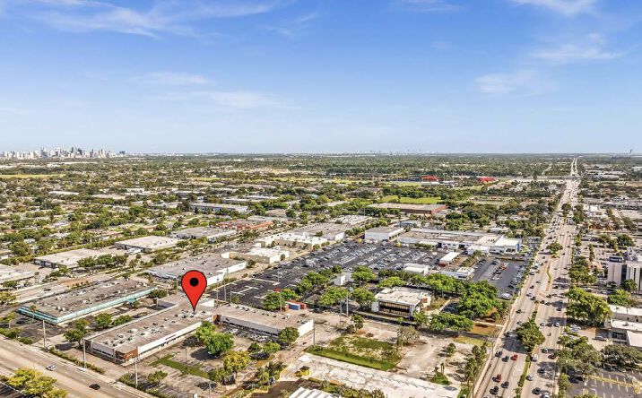Pictures of Retail, Mixed Use, Land property located at 3908 NW 19th St, Lauderhill, FL 33311 for sales - image #1