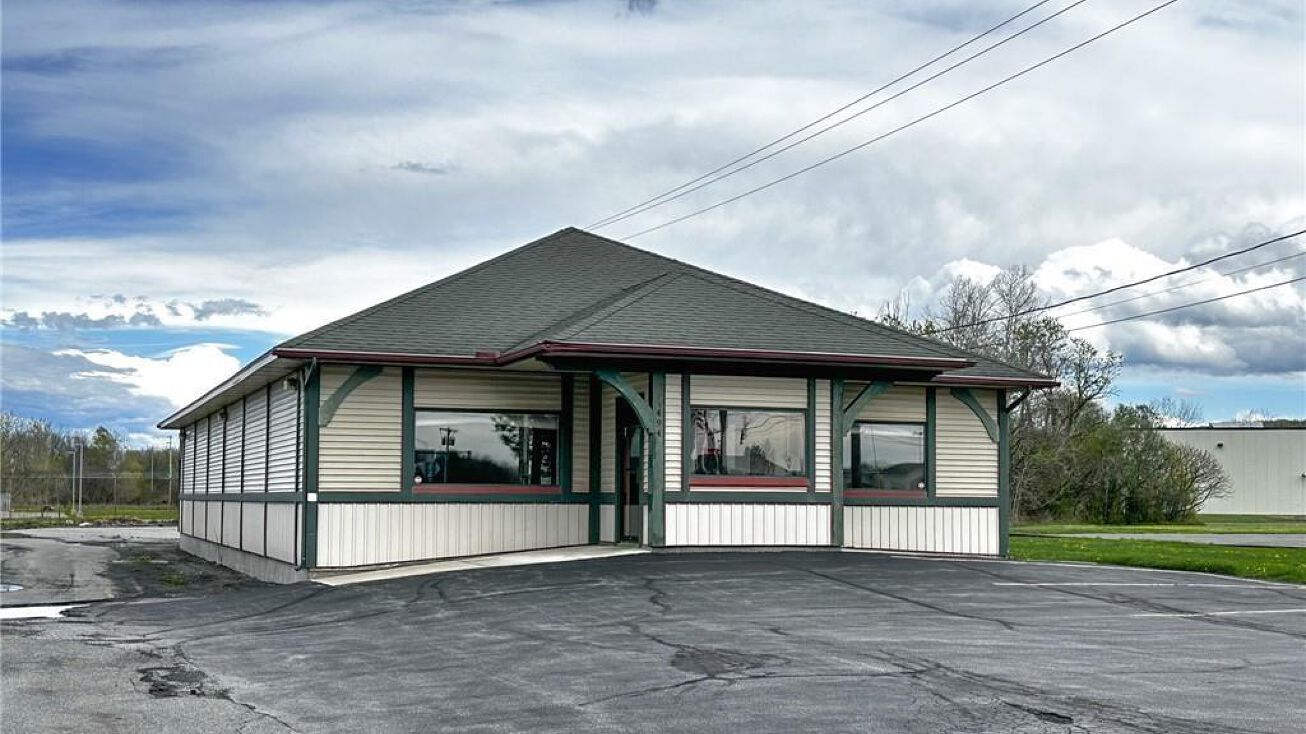 494 French Road, Utica, NY 13502