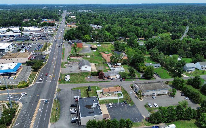 Pictures of Mixed Use, Office, Retail property located at 8301 Centreville Rd, Manassas, VA 20111 for sales - image #1