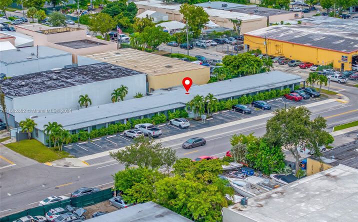 Pictures of Multifamily property located at 5807 SW 25th St, West Park, FL 33023 for sales - image #1