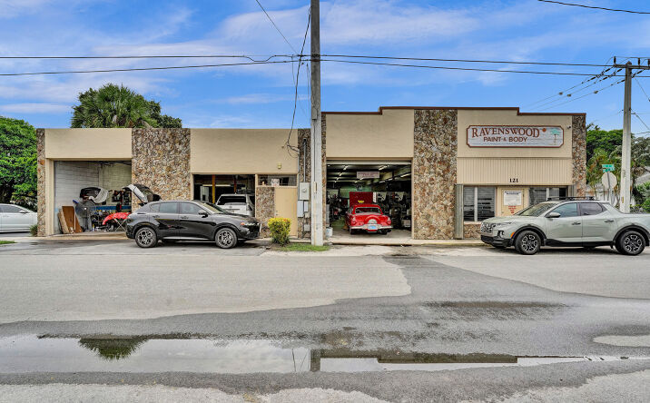 Pictures of Retail, Special Purpose property located at 121 SE 1st Ave, Dania Beach, FL 33004, 119 SE 1st Ave, Dania Beach, FL 33004 for sales - image #1