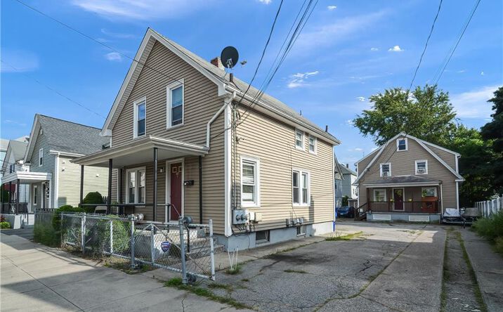 Pictures of Land property located at 33 Benefit Street, Pawtucket, RI 02861 for sales - image #1