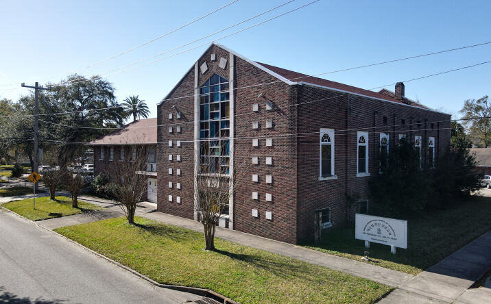 Pictures of Retail, Mixed Use, Special Purpose property located at 856 Margaret St, Jacksonville, FL 32204 for sales - image #1