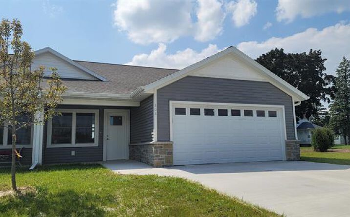 Pictures of Multifamily property located at 108 Edenview Drive, Eden, Wisconin, Eden, WI 53019 for sales - image #1