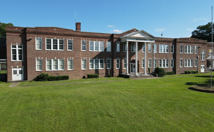 Pictures of Special Purpose property located at 2909 Grainger Station Rd, Kinston, NC 28501 for sales - image #1