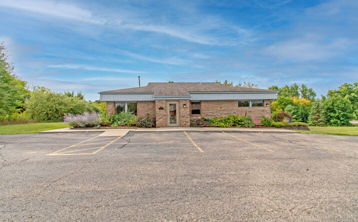 Pictures of Retail, Office property located at 7461 S State Rd, Goodrich, MI 48438 for sales - image #1