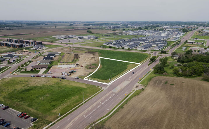 Pictures of Land property located at 6101 S Maple Rock Trail, Sioux Falls, SD 57108 for sales - image #1