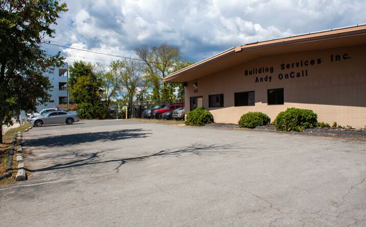 Pictures of Mixed Use, Retail, Special Purpose property located at 921 E Main St, Chattanooga, TN 37408 for sales - image #1