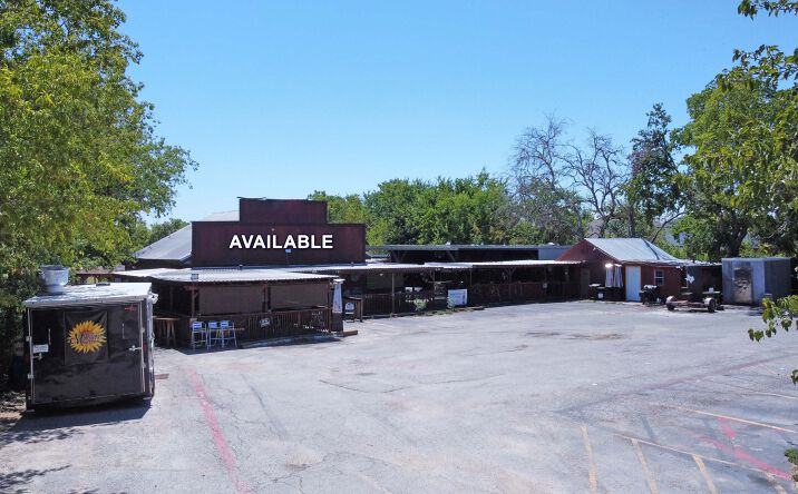Pictures of Retail property located at 19903 FM 685, Pflugerville, TX 78660 for sales - image #1